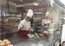 西藏撐起校園食品安全 保護傘 85 的校園食堂 明廚亮灶